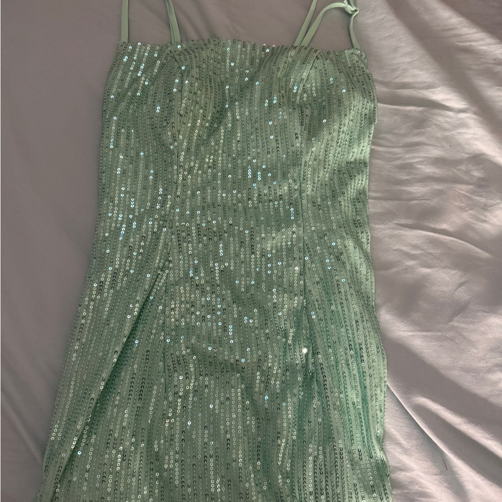 Elegant Light Green Sequin Dress